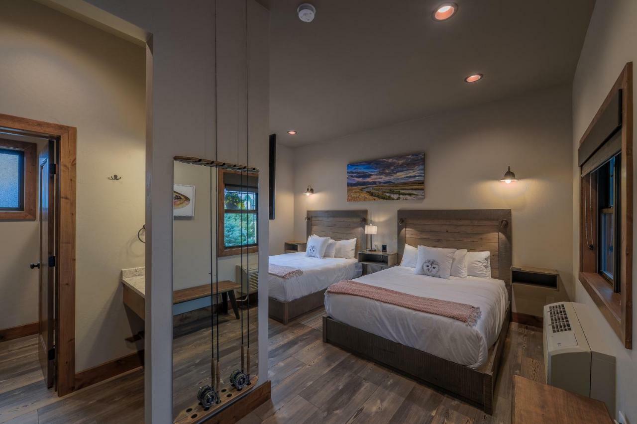 Golden Stone Inn West Yellowstone Buitenkant foto