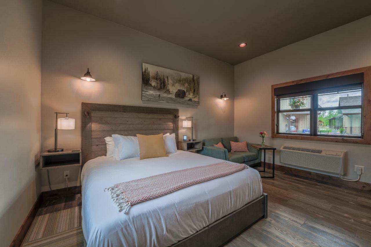 Golden Stone Inn West Yellowstone Buitenkant foto